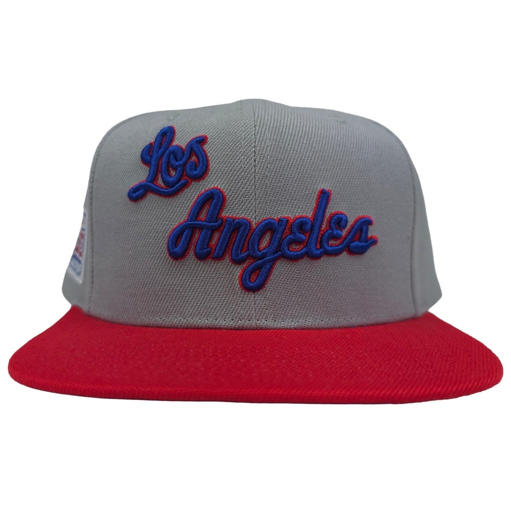 LA Lakers Mitchell & Ness NBA Snapback Hat Cap 3D Logo Gray Red New